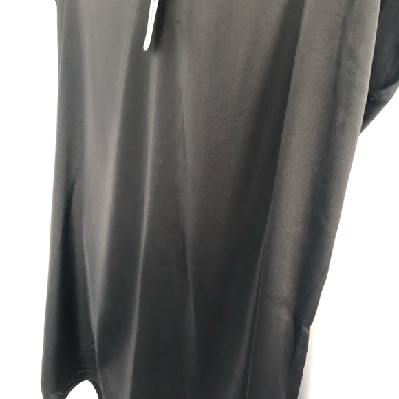 Black Silk T-shirt - Picture 4 of 7